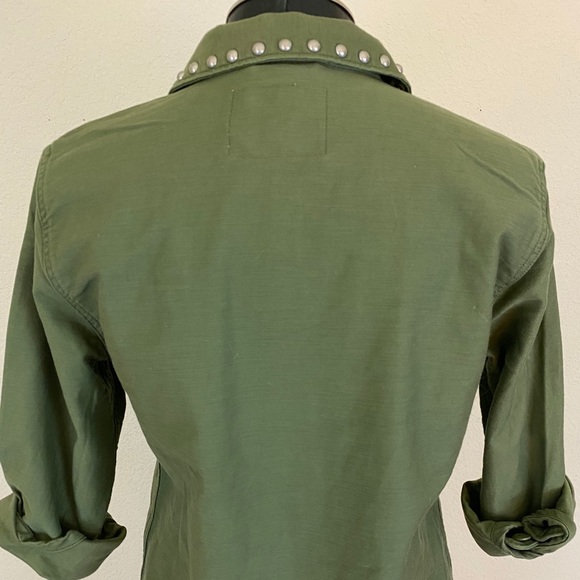 LEVI’S Studded Surplus Button-Down Shirt Jacket - Picture 10 of 12